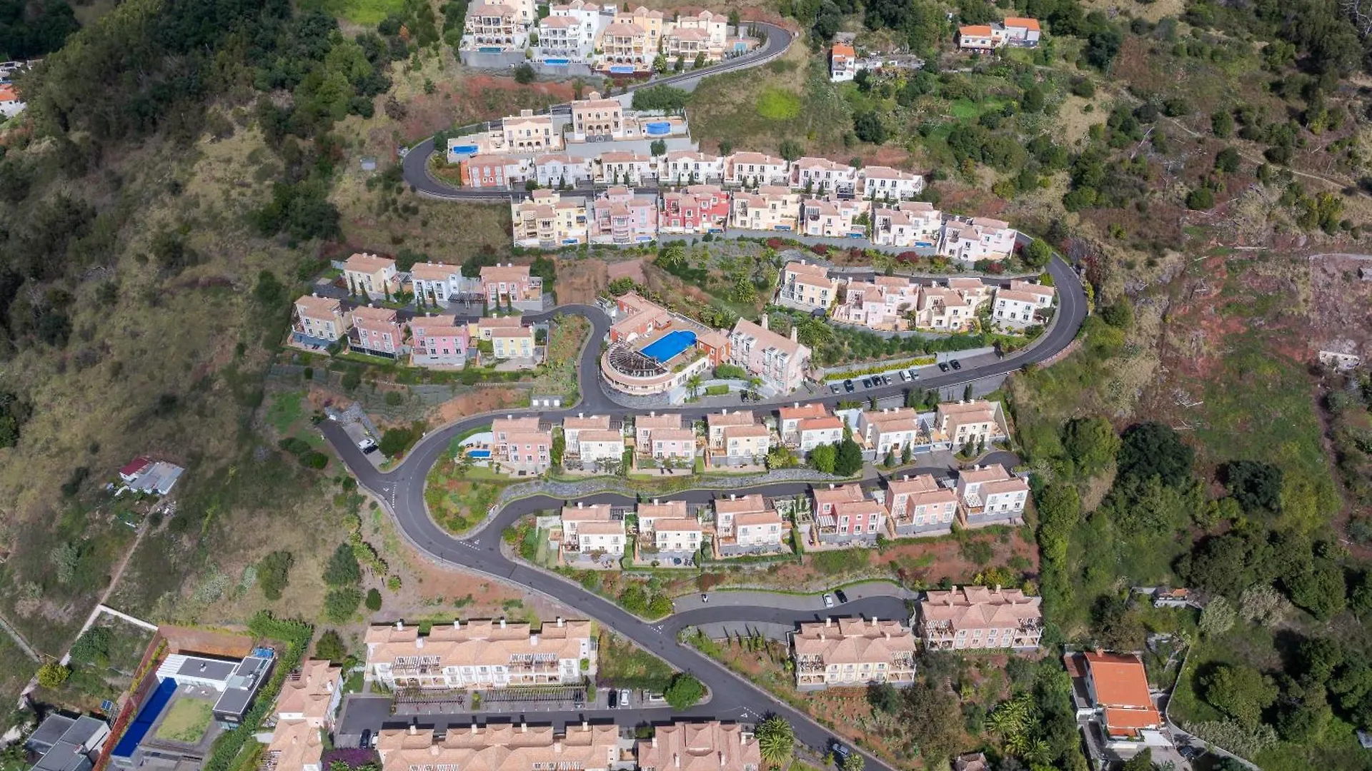 *** Vakantiepark Balancal Apartments And Villas Palheiro Village Funchal  Portugal
