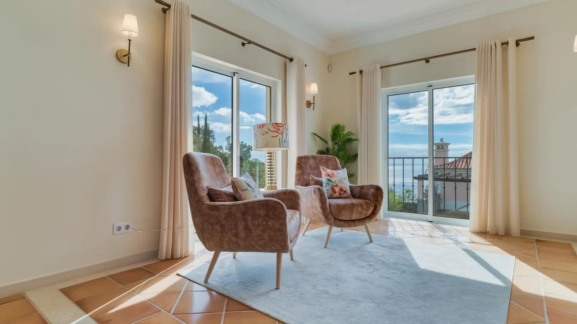 *** Vakantiepark Balancal Apartments And Villas Palheiro Village Funchal  Portugal